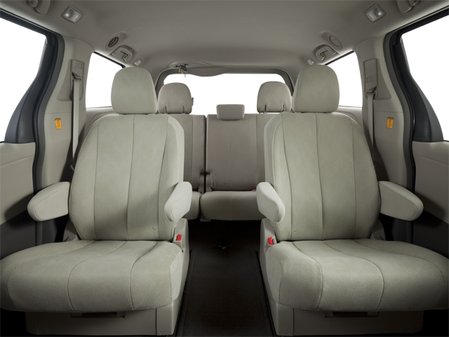 2013 Toyota Sienna XLE 7 Passenger