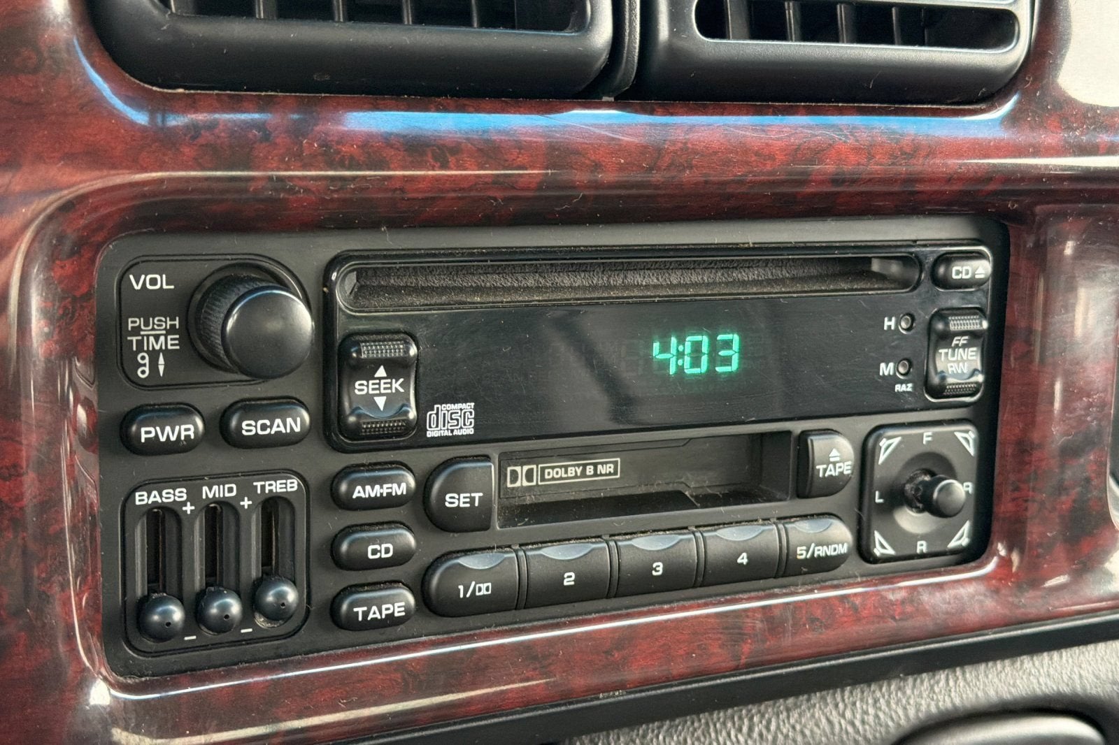 2001 Dodge Ram 1500 4DR QUAD 139WB