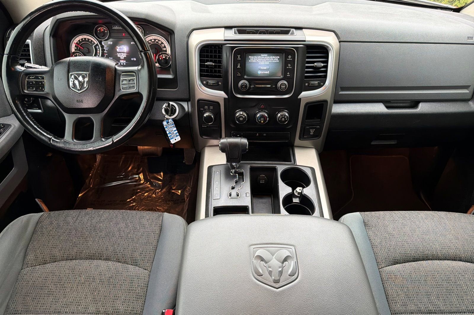 2013 RAM 1500 SLT