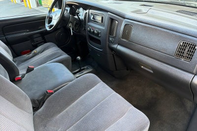 2002 Dodge Ram 1500 REG 140.5WB 4X4