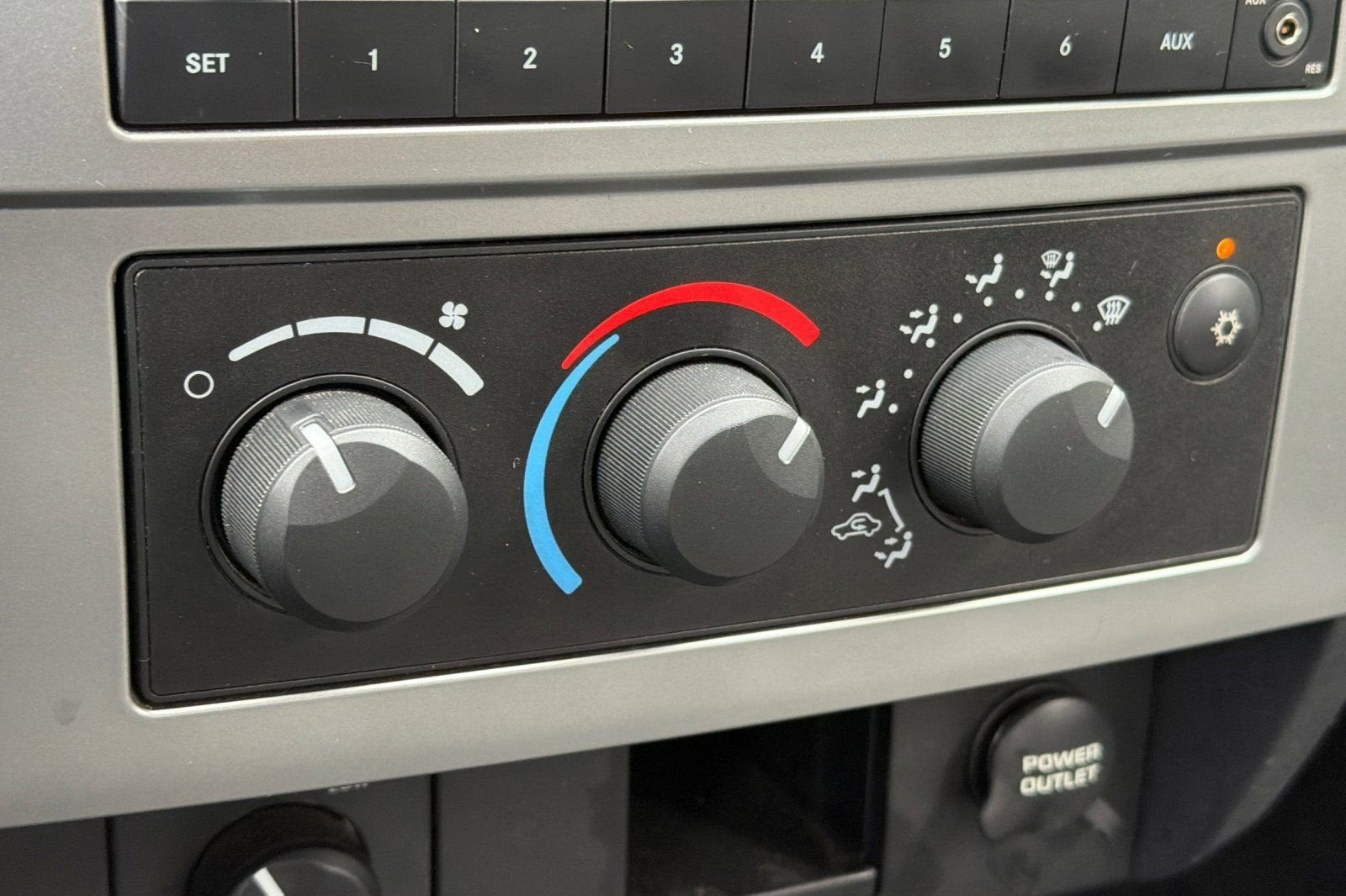 2008 Dodge Dakota SLT