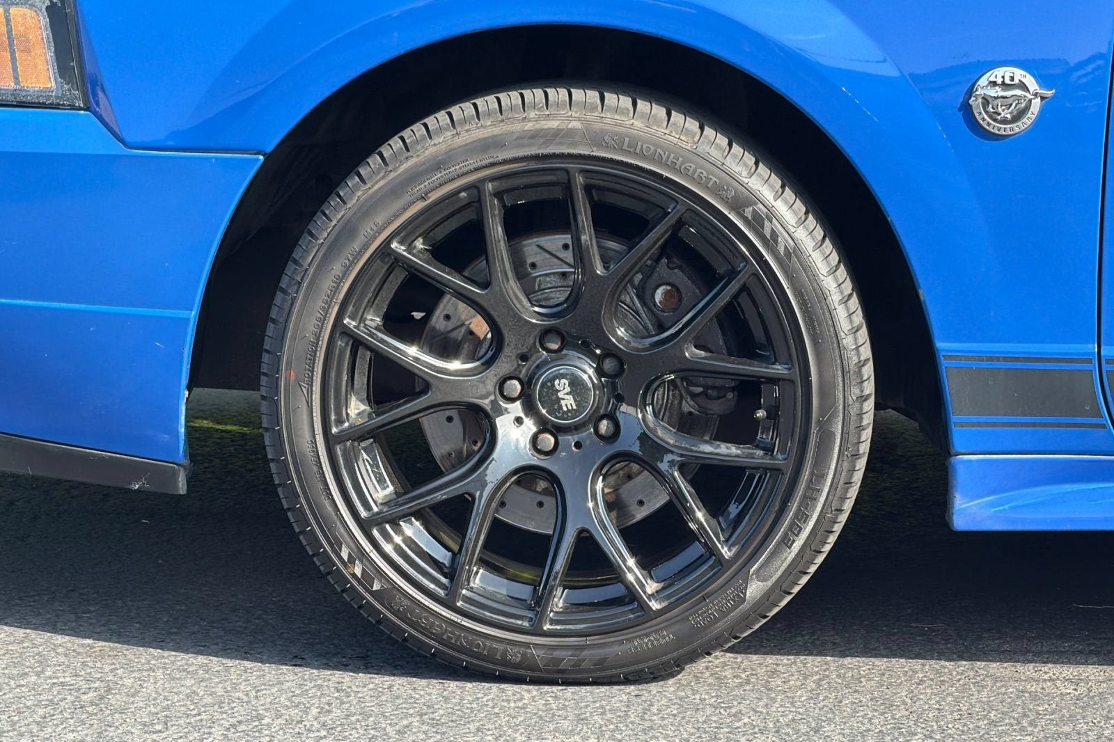 2004 Ford Mustang Premium Mach 1