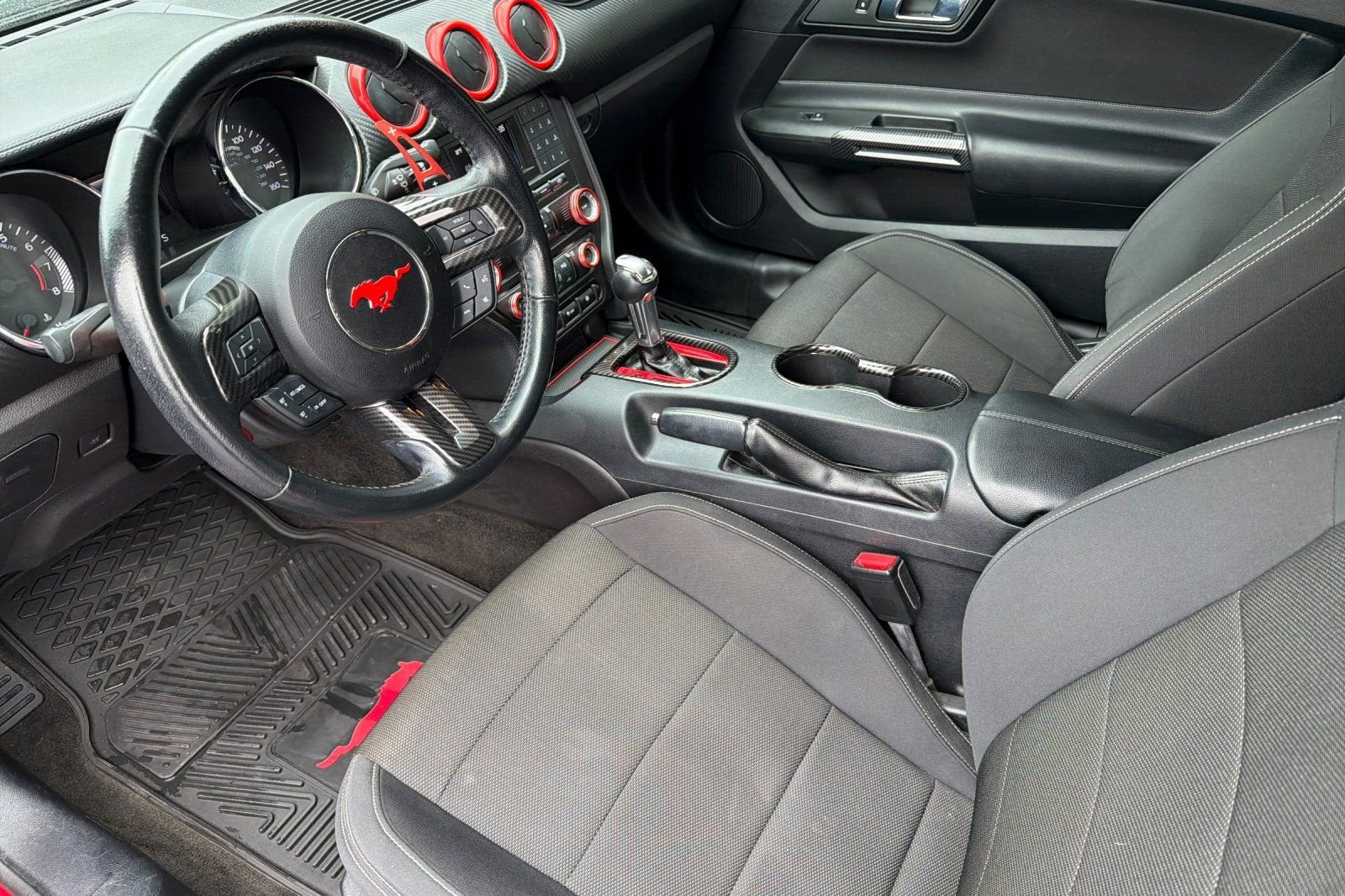 2016 Ford Mustang V6