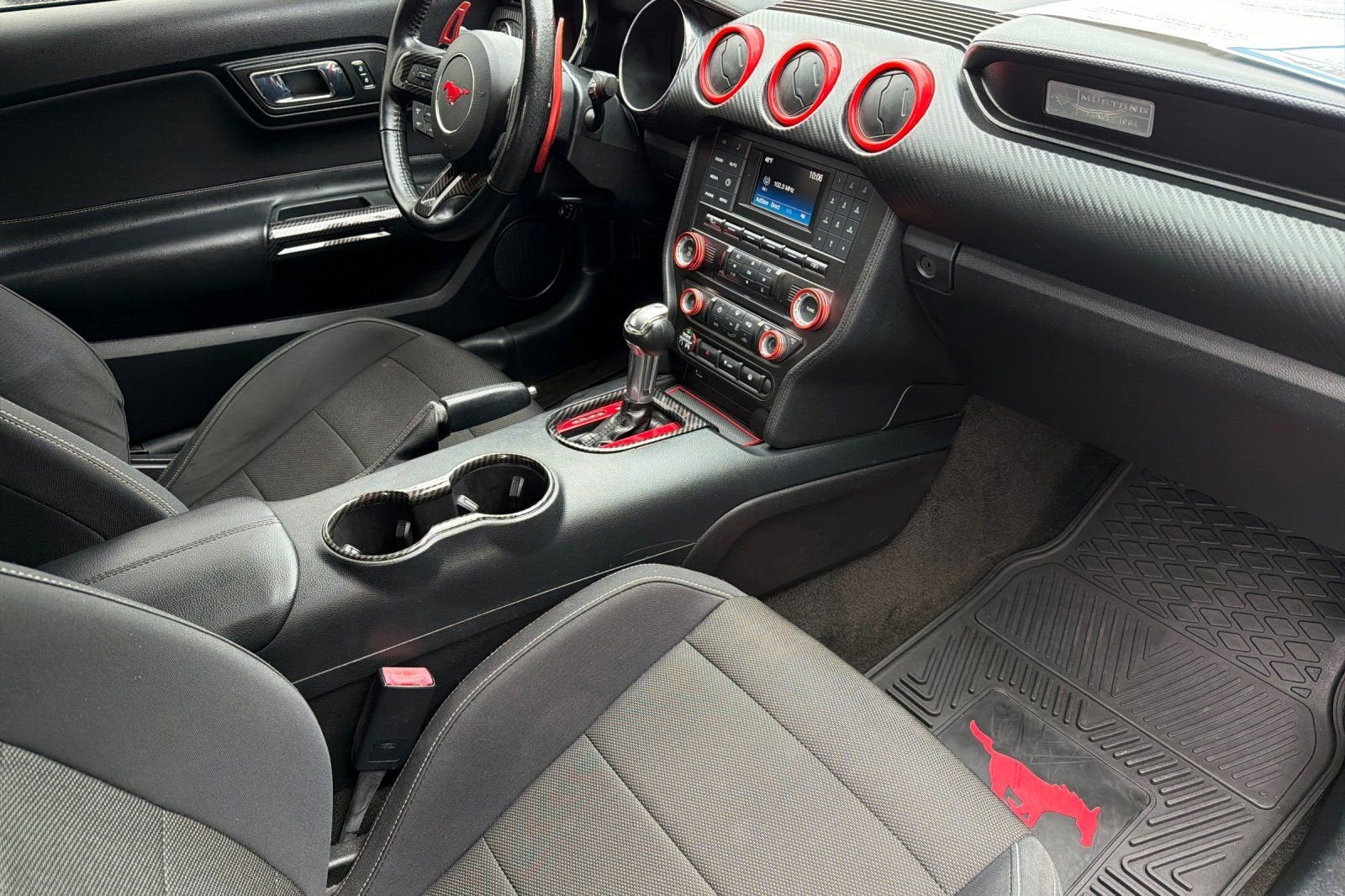 2016 Ford Mustang V6