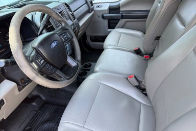 2017 Ford Super Duty F-350 DRW XL