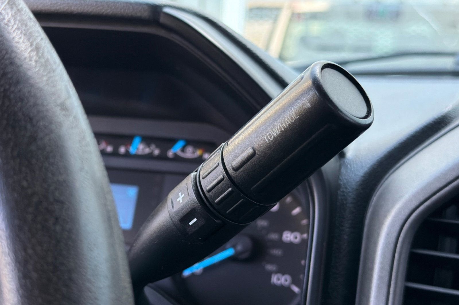 2017 Ford Super Duty F-350 DRW XL