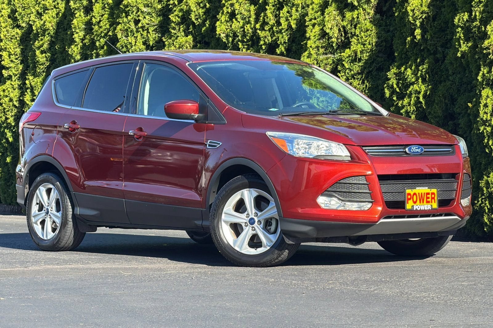 Used 2016 Ford Escape SE with VIN 1FMCU0G71GUA45564 for sale in Sublimity, OR