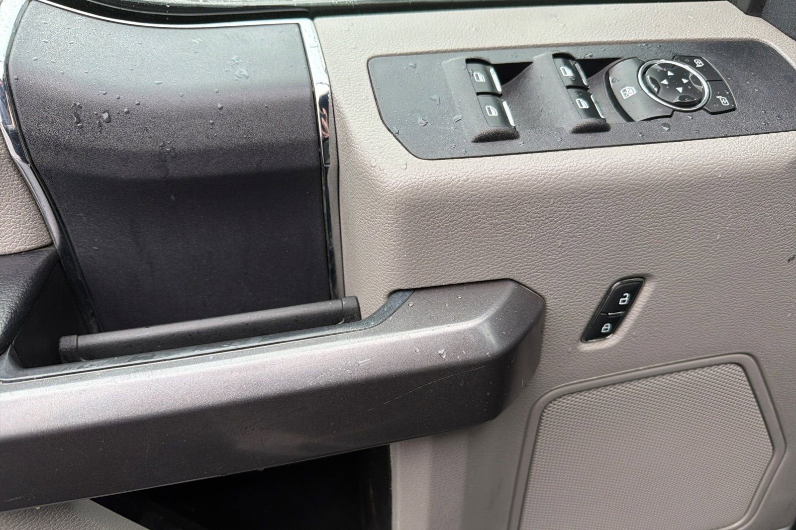 2022 Ford Super Duty F-350 SRW XL