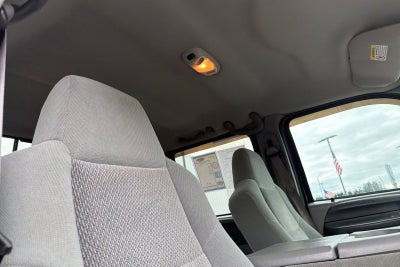 2004 Ford Super Duty F-350 SRW XL