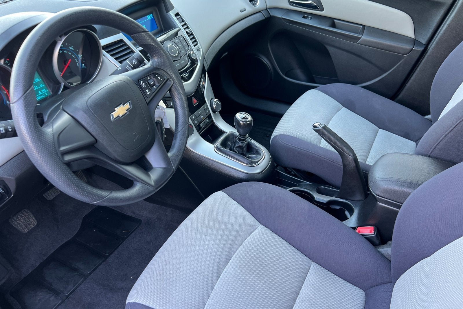 2013 Chevrolet Cruze LS