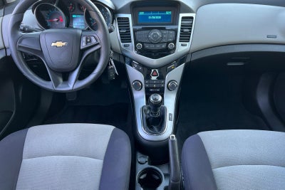 2013 Chevrolet Cruze LS