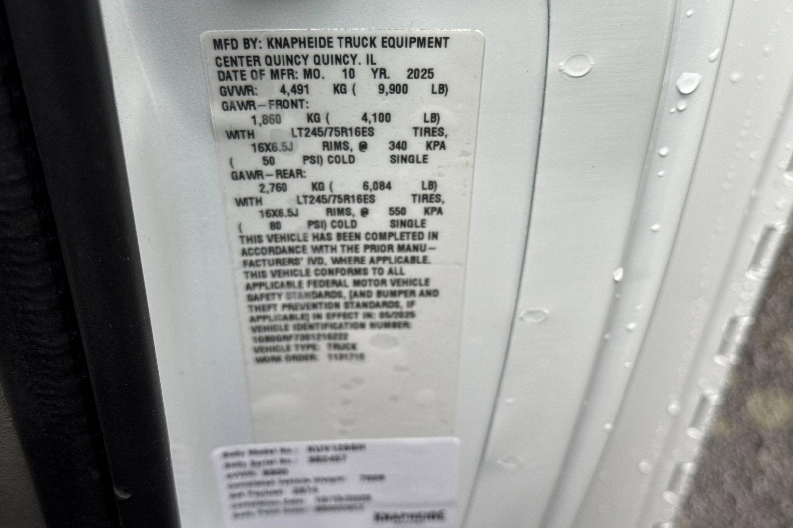 2025 Chevrolet Express Cutaway 3500 1WT