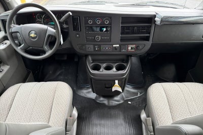 2025 Chevrolet Express Cutaway 3500 1WT