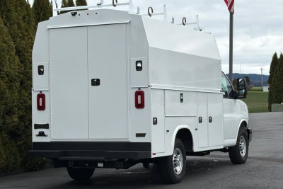 2025 Chevrolet Express Cutaway 3500 1WT