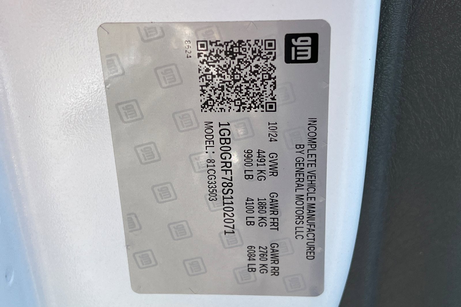 2025 Chevrolet Express Cutaway 3500 1WT