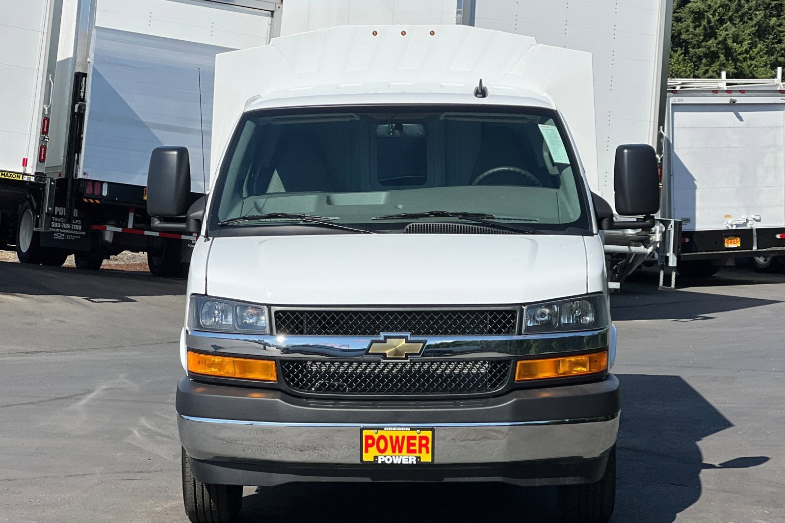2025 Chevrolet Express Cutaway 3500 1WT