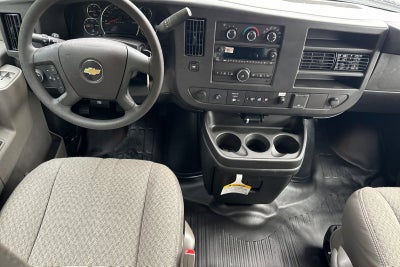 2025 Chevrolet Express Cutaway 3500 1WT