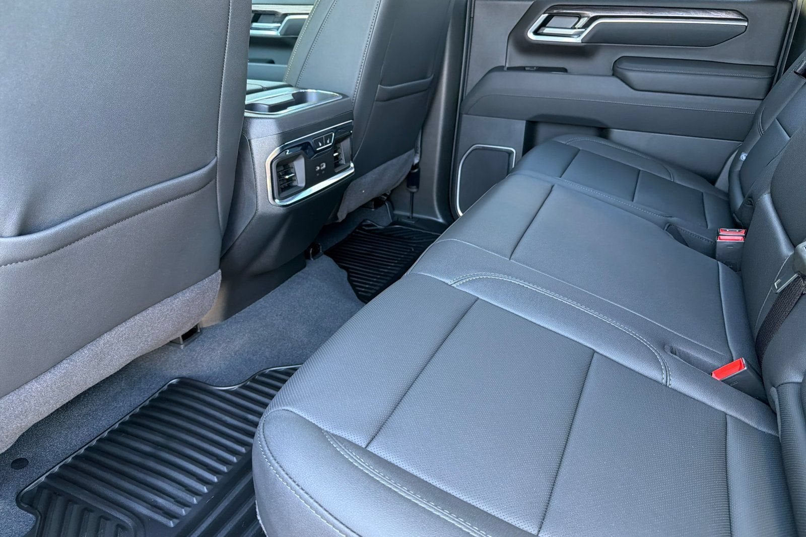 2026 Chevrolet Silverado 3500HD LTZ - Photo 9