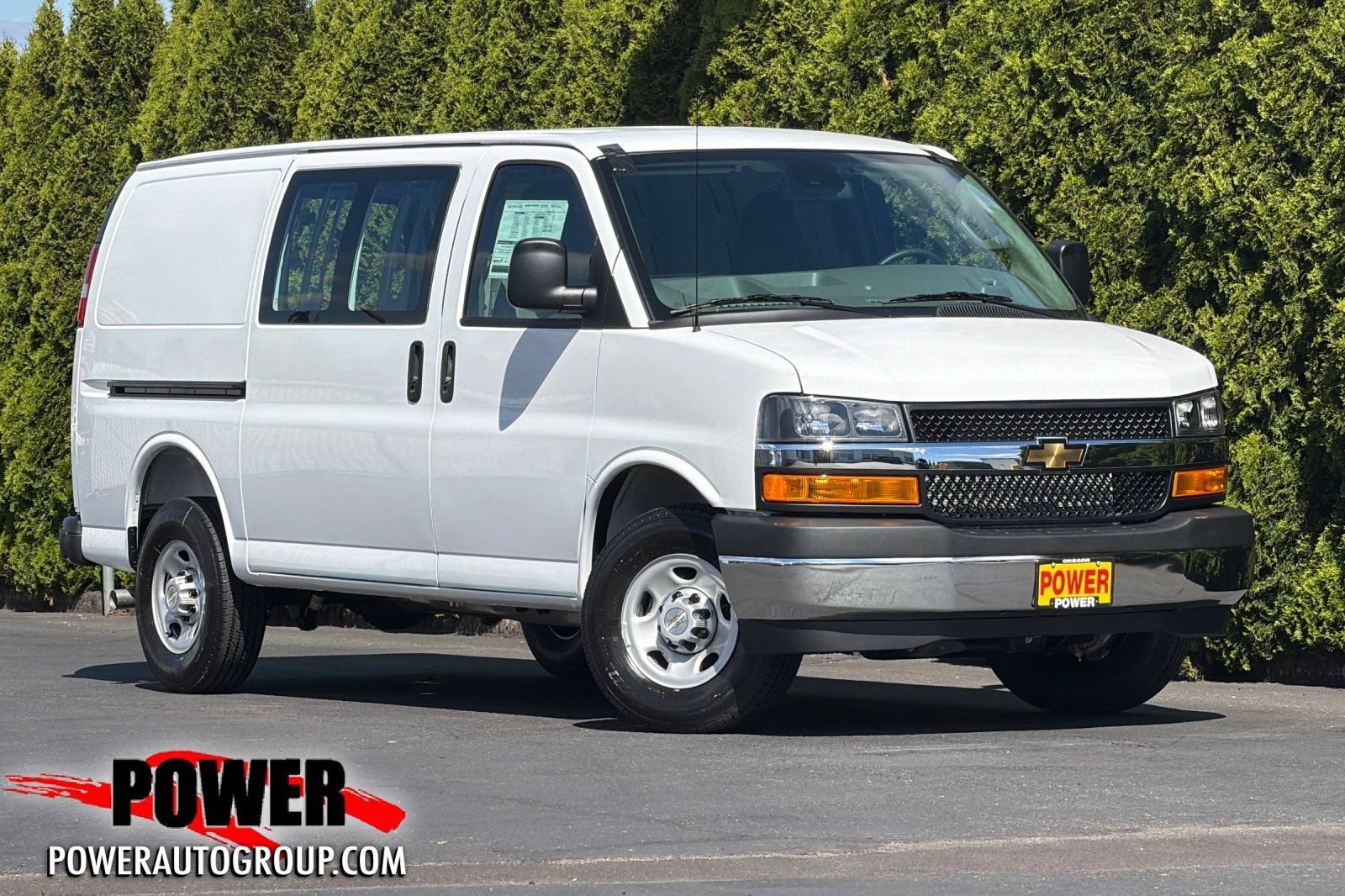 2026 Chevrolet Express Cargo 1WT