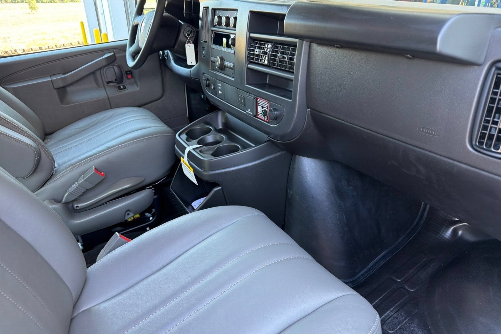2026 Chevrolet Express Cargo 1WT