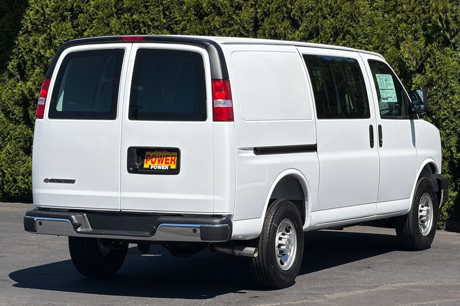 2026 Chevrolet Express Cargo 1WT
