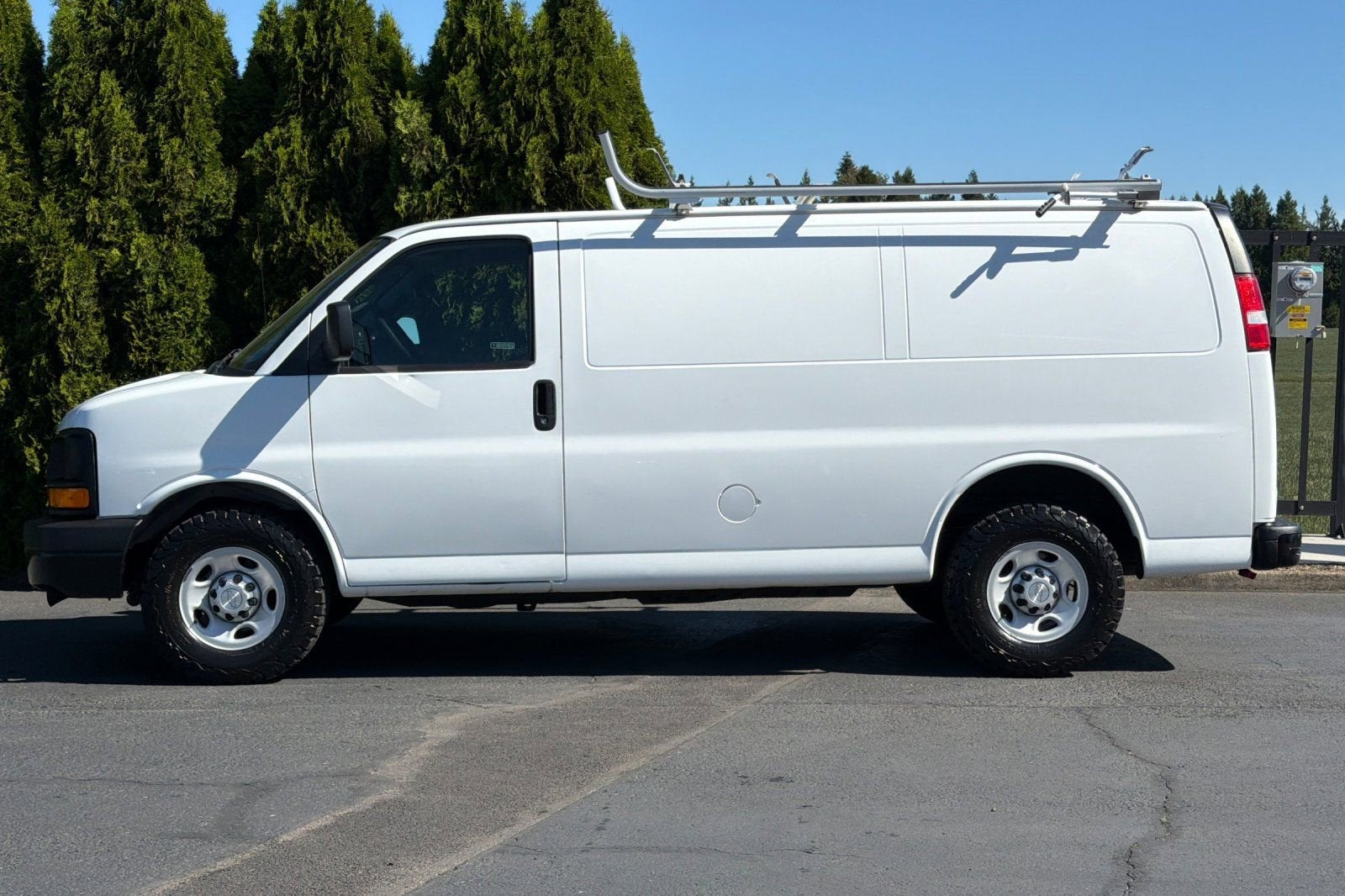 2016 Chevrolet Express Cargo 2500 Base
