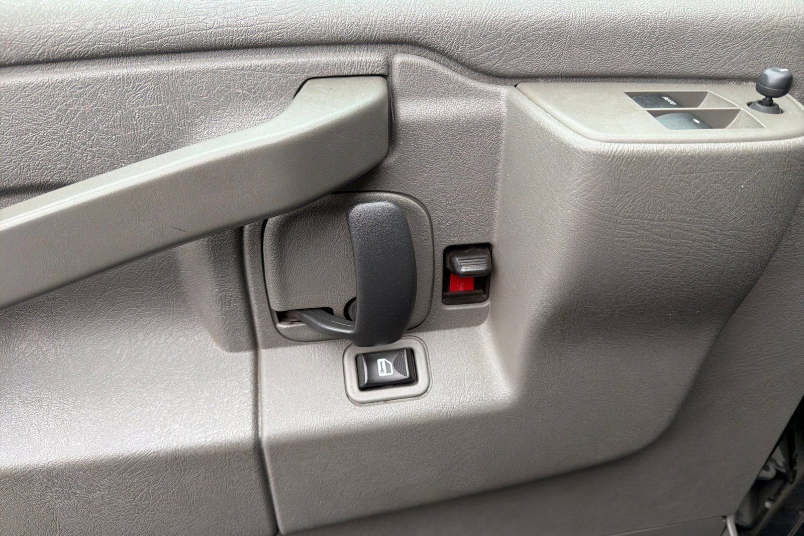 2020 Chevrolet Express Cargo 2500 WT