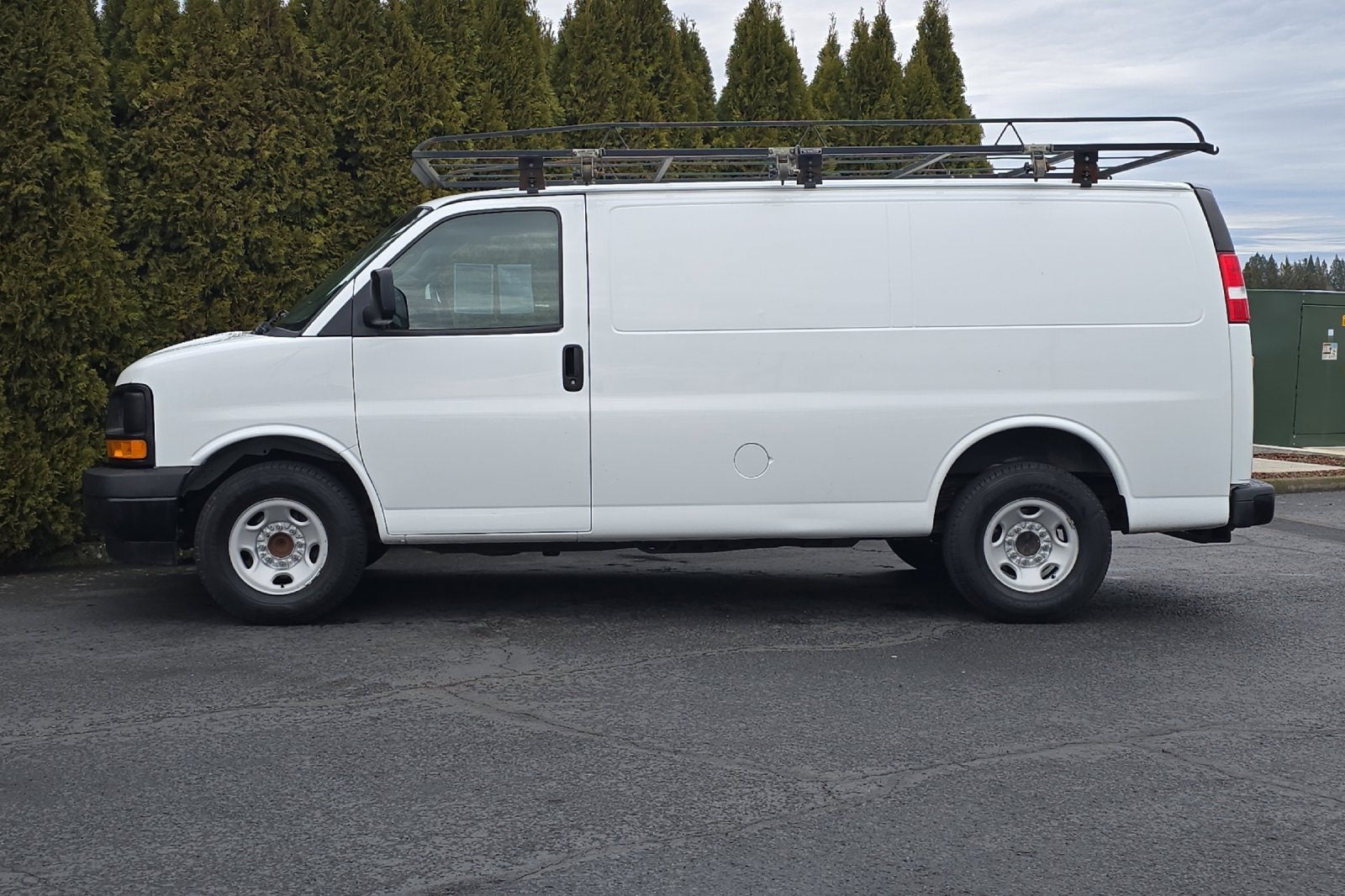 2017 Chevrolet Express Cargo 2500 Base