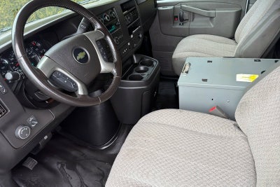 2017 Chevrolet Express Cargo 2500 2500 RWD 135"
