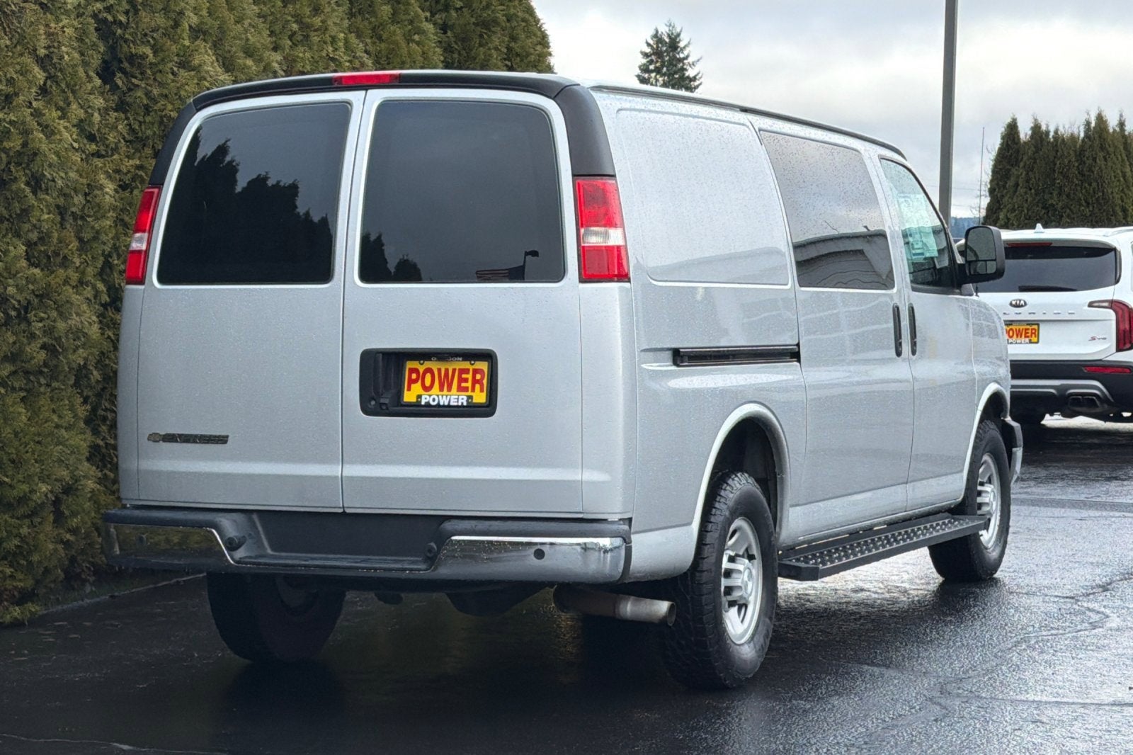 2017 Chevrolet Express Cargo 2500 2500 RWD 135"