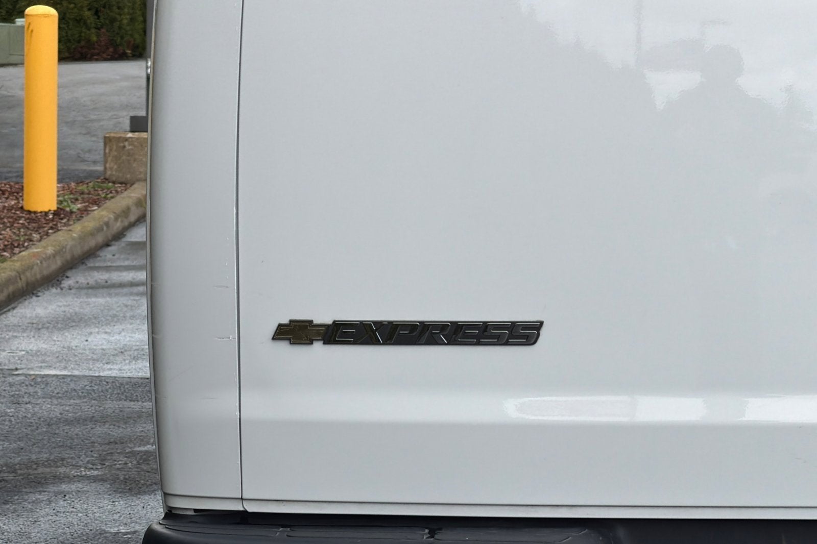 2024 Chevrolet Express Cargo 2500 WT
