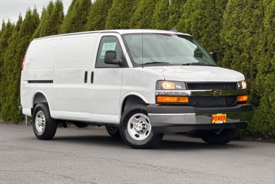 2025 Chevrolet Express Cargo 3500 WT