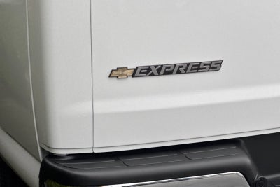 2025 Chevrolet Express Cargo 3500 WT