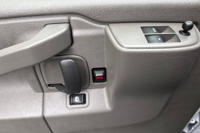 2025 Chevrolet Express Cargo 3500 WT