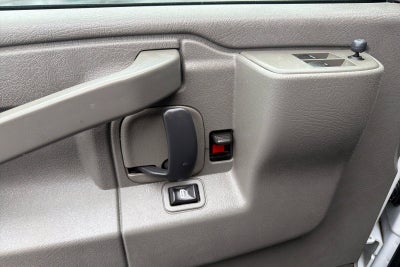 2017 Chevrolet Express Cargo 3500 3500 RWD 135"