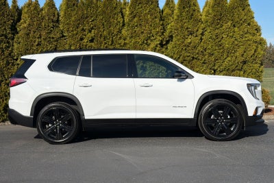 2025 GMC Acadia Elevation