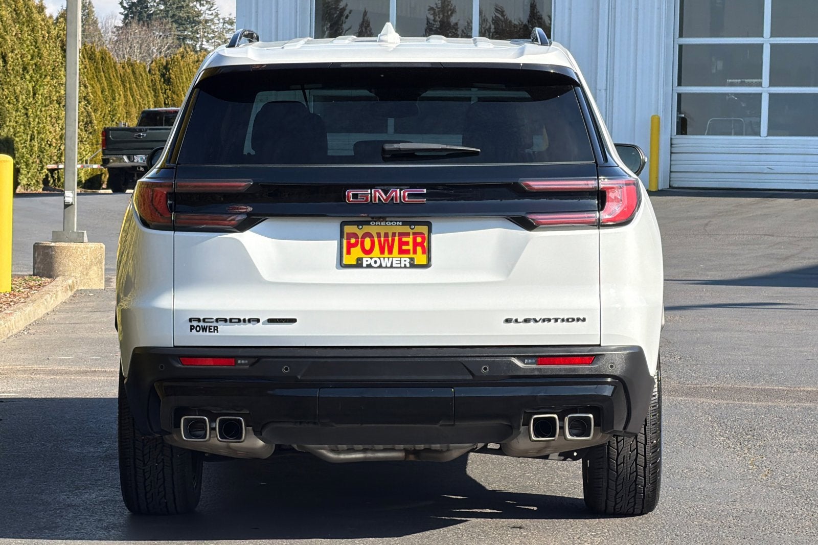 2025 GMC Acadia Elevation