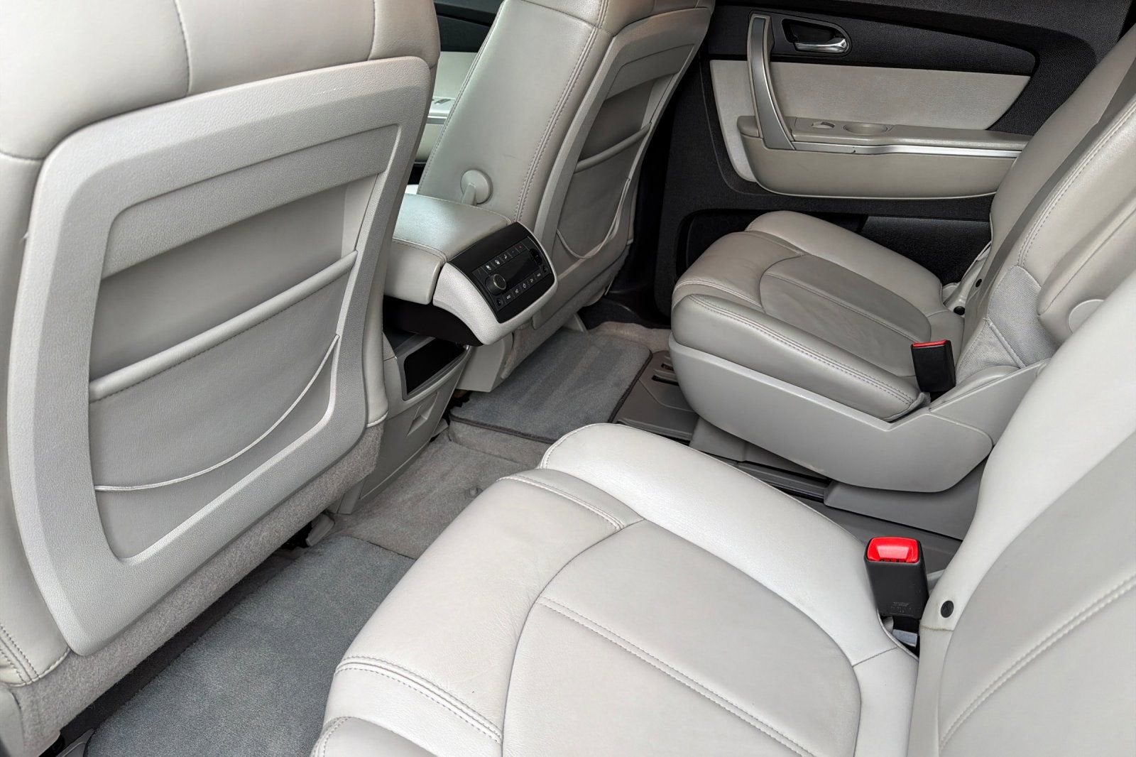 2008 GMC Acadia SLT1