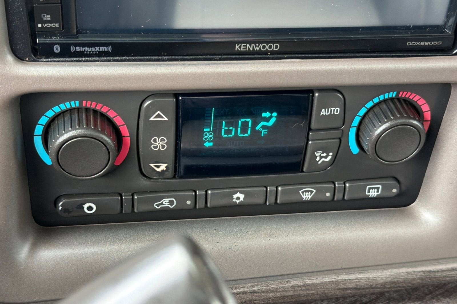 2005 GMC Yukon XL 4DR 4WD 1500