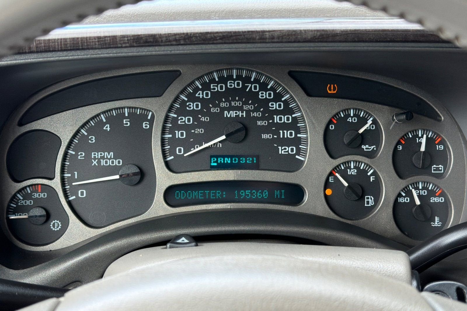 2005 GMC Yukon XL 4DR 4WD 1500