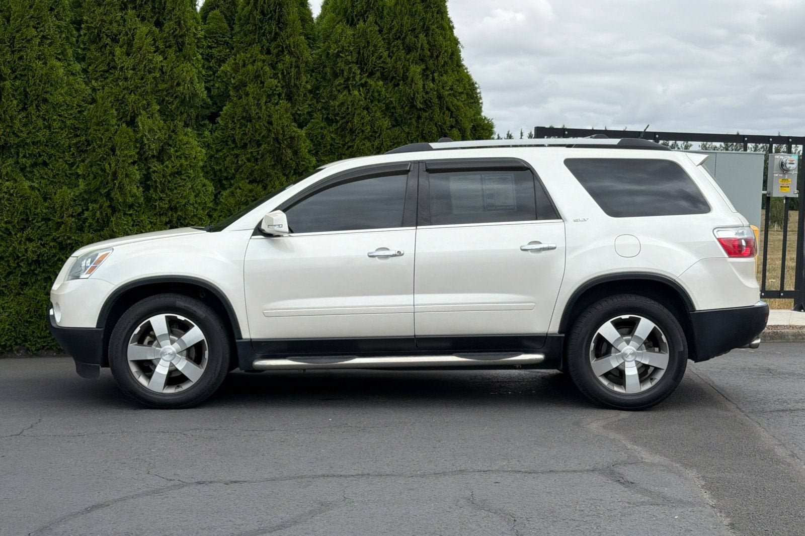 2012 GMC Acadia SLT1