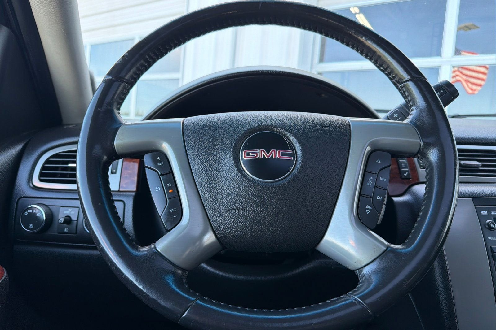 2014 GMC Yukon XL SLT