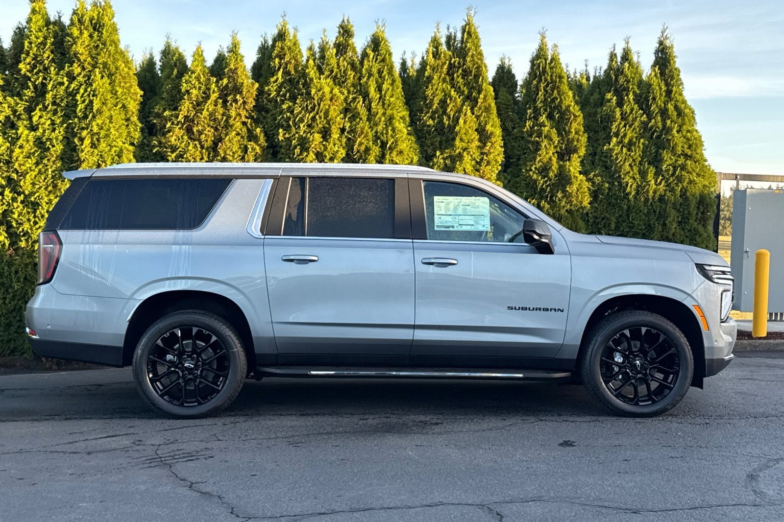 2026 Chevrolet Suburban LS