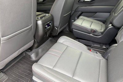 2025 Chevrolet Suburban RST