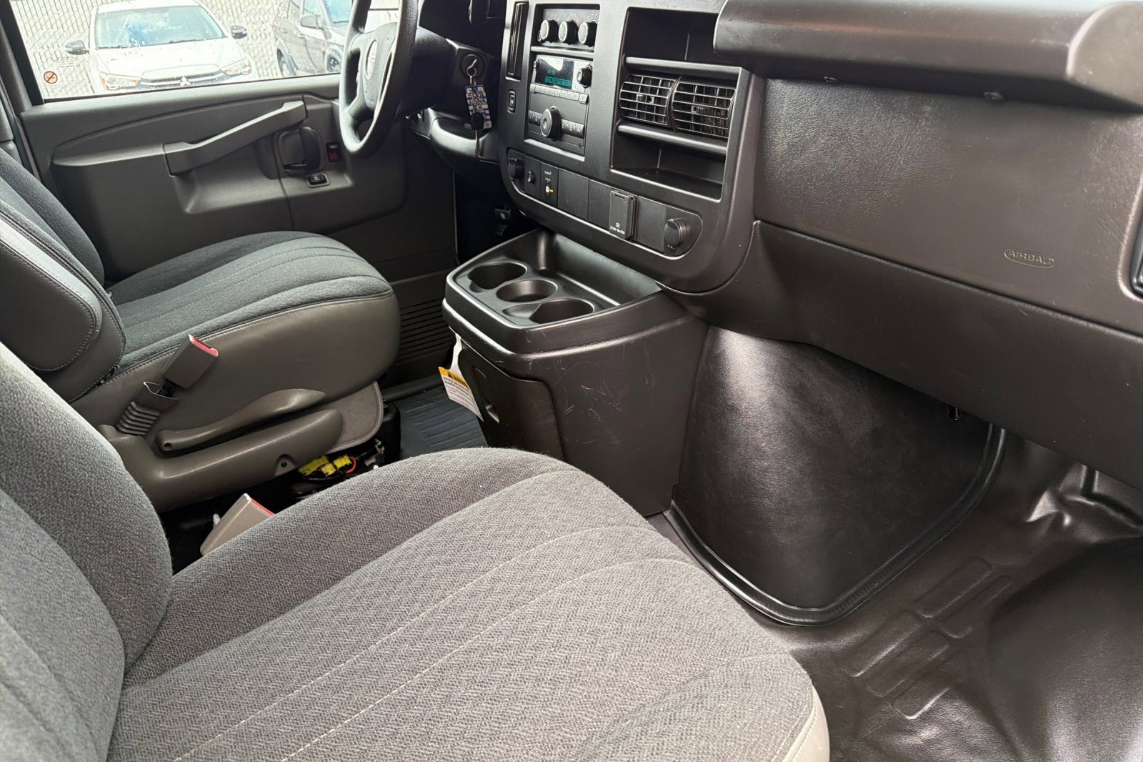 2024 GMC Savana Cargo 2500 Work Van