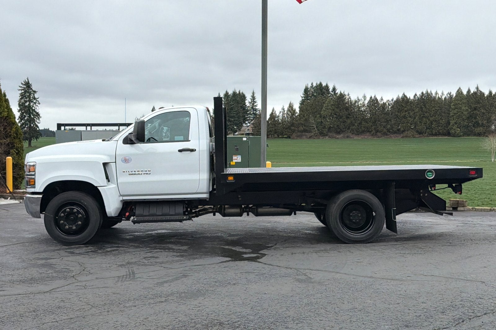 2024 Chevrolet Silverado 5500 HD Work Truck