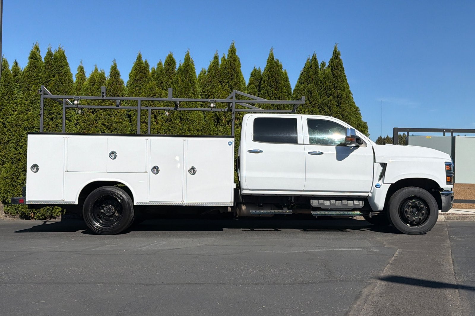 2021 Chevrolet Silverado 5500 HD Work Truck