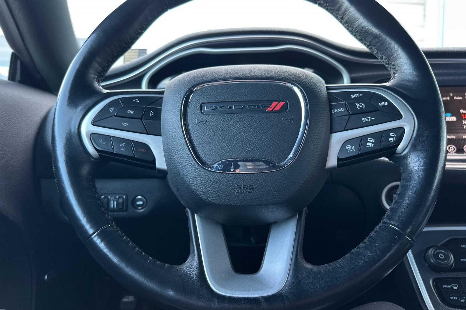 2017 Dodge Challenger SXT Plus