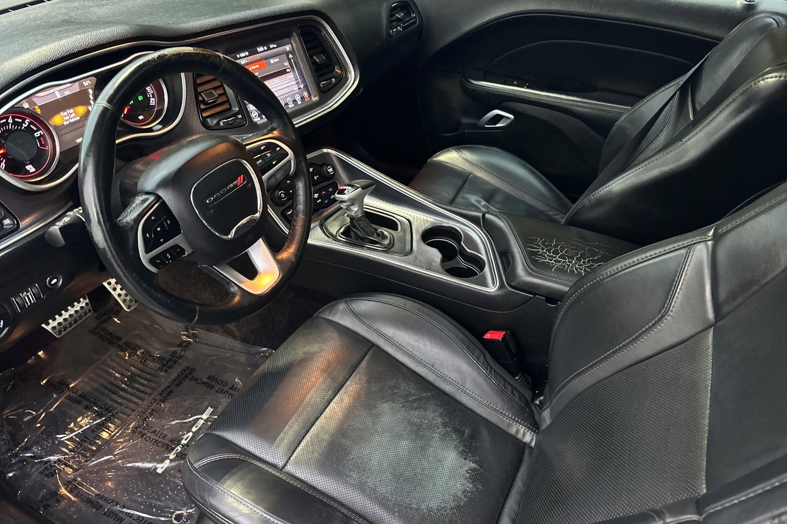 2017 Dodge Challenger SXT Plus