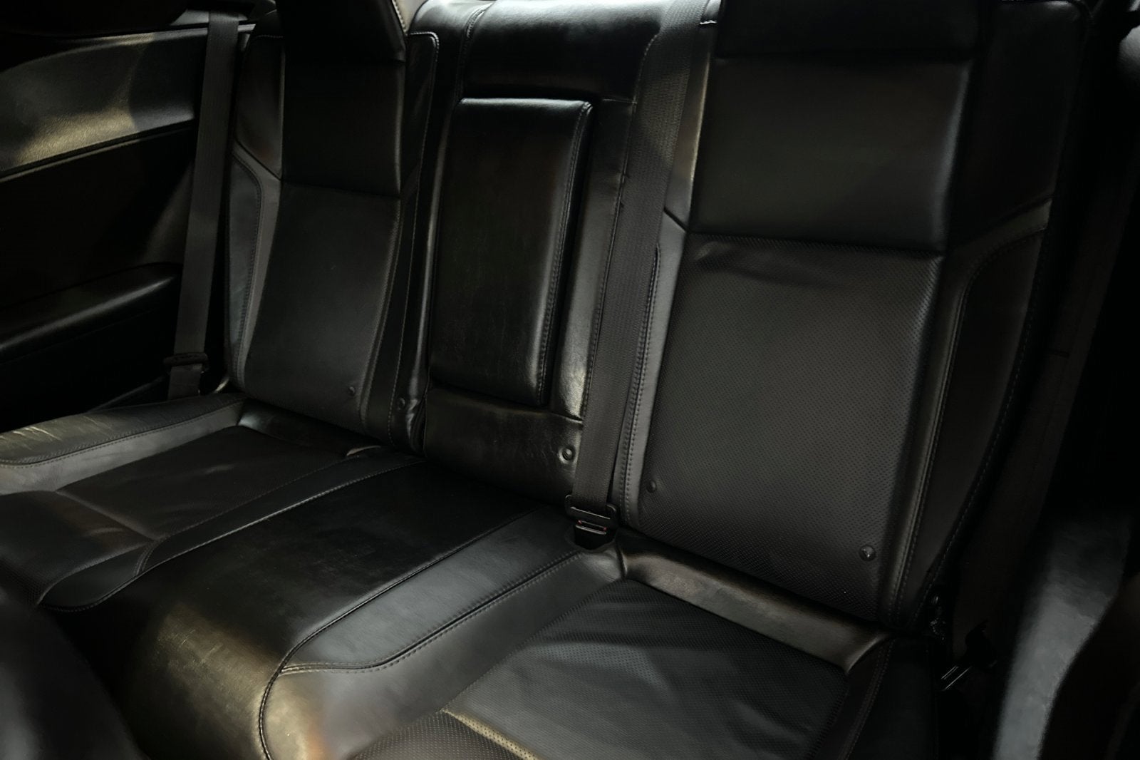 2017 Dodge Challenger SXT Plus